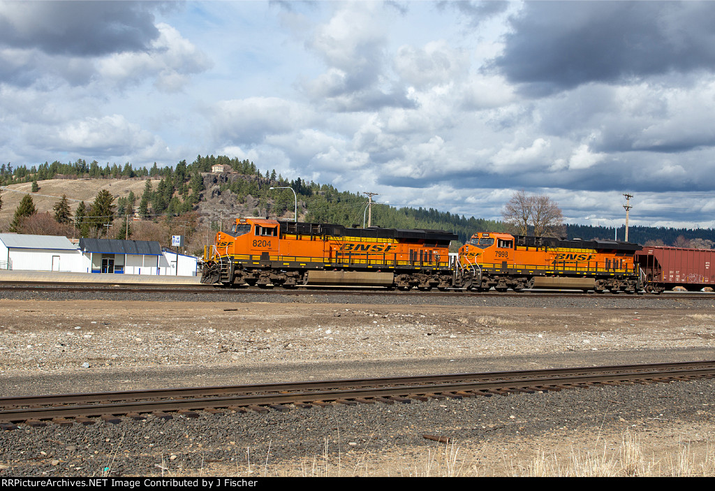 BNSF 8204